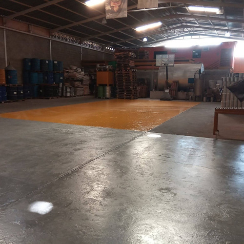 Imagen 8 de 9 de En Venta Galpón Y Fondo De Comercio Fábrica De Pinturas Operativa. Guacara