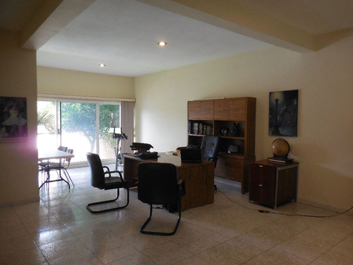 Residencia En Venta Fraccionamiento Burgos Bugambilias, De 4 Recamaras