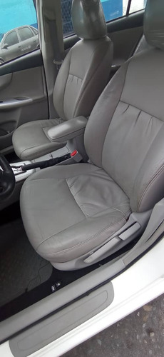 Imagen 5 de 14 de Toyota Corolla Gli