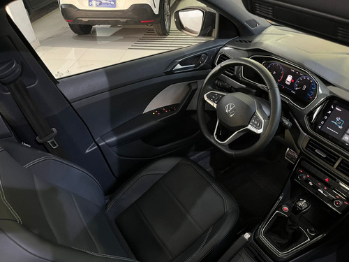 Volkswagen T-Cross 1.4 250 TSI TOTAL FLEX HIGHLINE AUTOMÁTICO