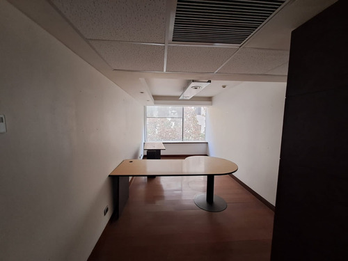 Venta/arriendo De Edificio En Huérfanos Id 50.942-lin