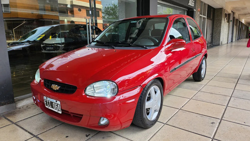 Chevrolet Corsa 1.6 Gl Aa Dh