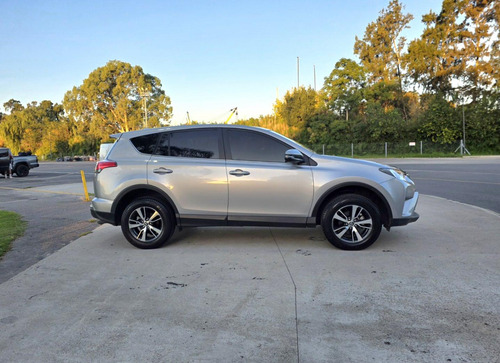 Toyota RAV4 2.0 Tx