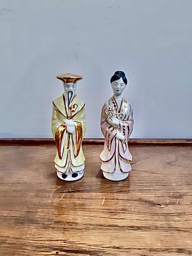 Antiguas Figuras Japonesas De Porcelana