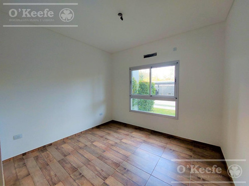 Imagen 12 de 30 de Departamento En Venta De 2 Ambientes Frente Al Ranelagh Golf Club Seguridad 24 Hs