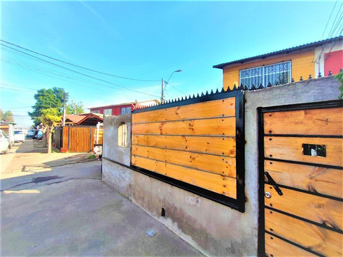 Casa En Venta De 3 Dorm. En Quilicura