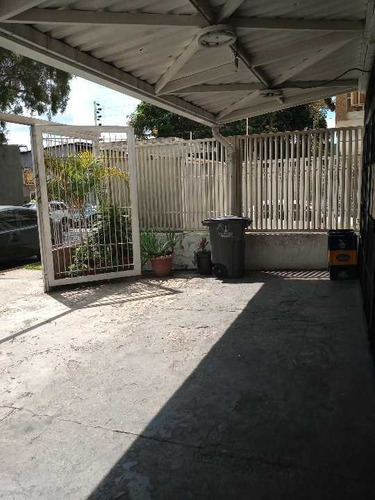 Imagen 5 de 8 de Se Vende Local 100m2/ Chacao/bello Campo. 8065