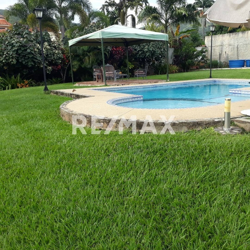Imagen 6 de 16 de Ninoska Fuenmayor Ofrece En Venta Casa En Urb. El Solar Guataparo Valencia