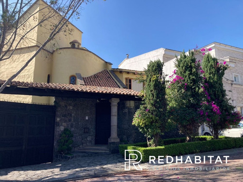 Venta Hermosa Casa En Jardines En La Montaña