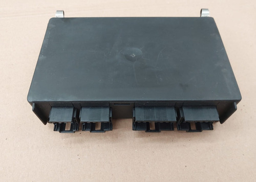 Modulo De Carroceria Adm Mercedes Benz Remanu 0004462635 (Usado)