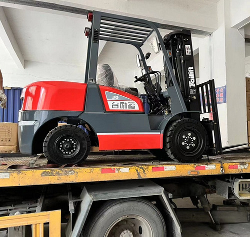 Autoelevador Tailift 3 Toneladas Diesel