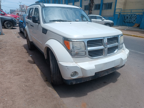 Dodge Nitro En Desarme