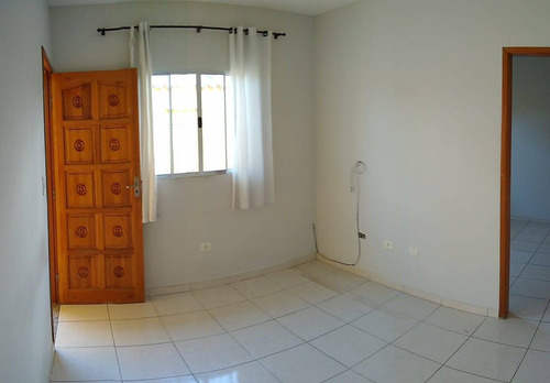 Imagem 7 de 14 de Ref:5238 - Casa 2 Dormitórios Financiamento Bancário