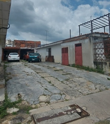 Imagen 2 de 5 de Casa Para Remodelar Urb.quintas De Naguanagua 15 Mil..sn_lp