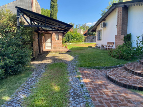 Casa En Venta En De Vicenzo Chico, Del Viso, Pilar