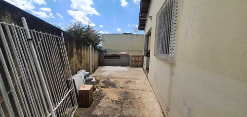 Imagem 3 de 20 de Casa Com Edícula Em Ótima Localização No Bairro Jardim Cerejeiras - Ca00018 - 70322931