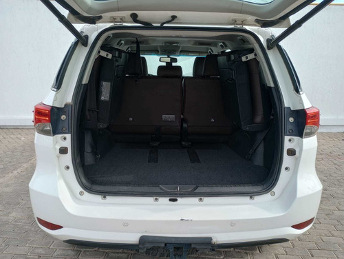 Imagen 7 de 14 de Toyota 2016 Hilux Sw4 Tdi Srx At L/16