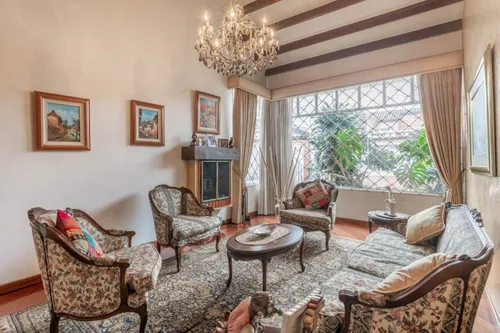 Casa En Venta En Alhambra. Cod V14653