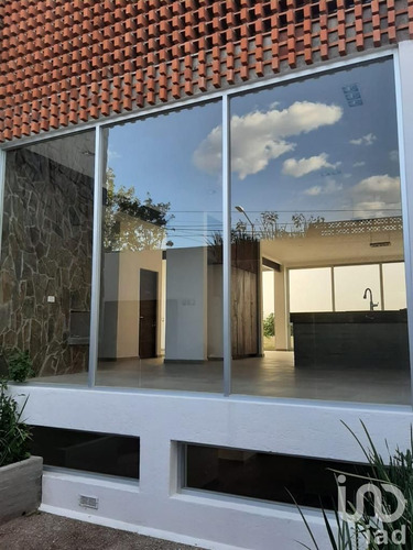 Venta Casa 3 Ambientes Allende