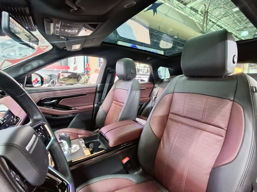 Land Rover Range Rover Evoque 2.0 P250 R-DYNAMIC HSE AWD