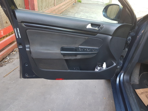 Volkswagen Vento 1.9 I Advance 2010