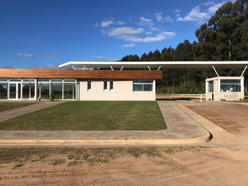 Imagen 2 de 30 de Venta De Casa (duplex) En Complejo La Aldea Club De Campo Colon Entre Rios