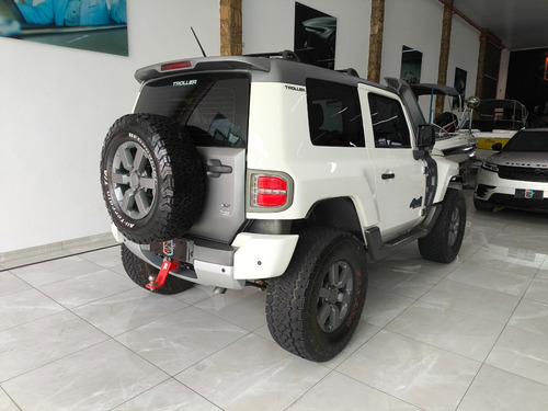 Troller T4 3.2 2p