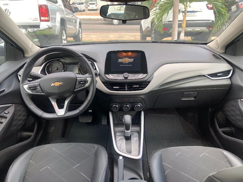 Imagem 9 de 10 de Chevrolet Onix Hatch Prem. 1.0 12v Tb Flex 5p Aut.
