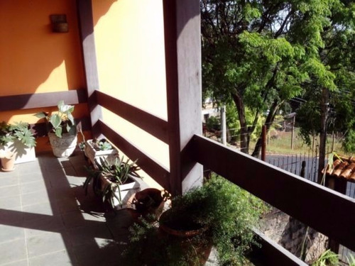 Casa Em Vila Nova Com 5 Dormitórios - Nk17726