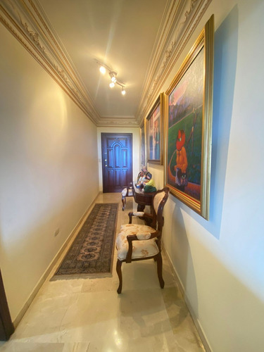 Imagen 4 de 21 de Los Cacicazgos, Av. Anacaona - Penthouse En Venta/alquiler - Pisos 7 Y 8 Con Vista Al Mar 4 Parqueos Pisos En Mármol 4 Habitaciones 4.6 Baños Terraza Techada Y Destechada Gazebo Con Bar Y Techo