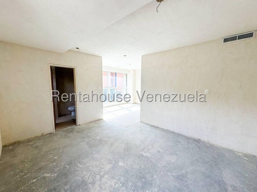 Apartamento En Venta En Los Naranjos De Las Mercedes Caracas