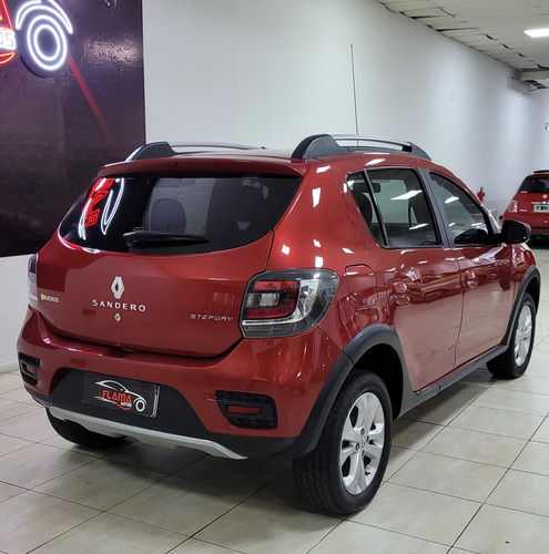 Renault Sandero Stepway 1.6 Privilege 105cv
