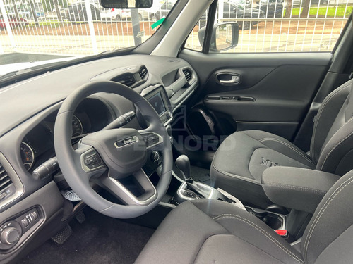 Jeep Renegade 1.8 Sport At6