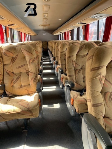 Imagem 7 de 10 de Onibus Rodoviario Motor Dianteiro