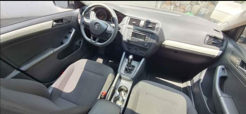 Imagen 3 de 5 de Jetta Trendline