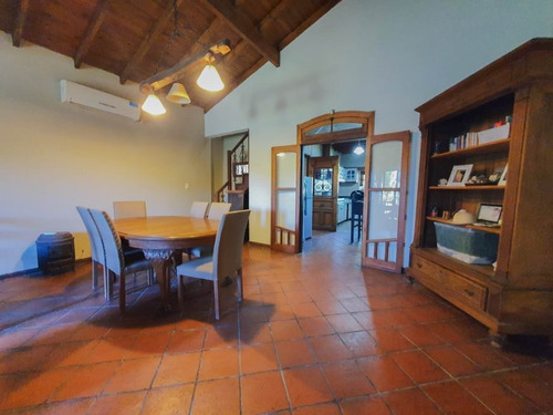 Imagen 4 de 14 de Chalet En Venta En Ituzaingo Norte