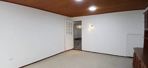 Casa En Arriendo/venta En Santa Paula. Cod A16350