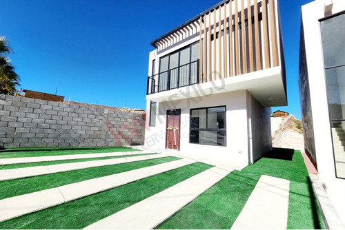 Casa En Venta Ubicada En Lomas De La Presa, Tijuana B. C.