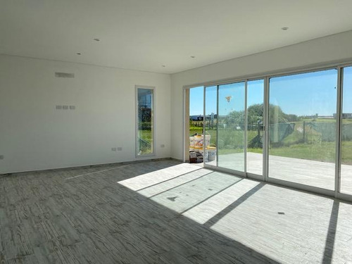 Imagen 4 de 30 de Casa En Venta Ubicado En El Cantón Golf, Escobar, G.b.a. Zona Norte
