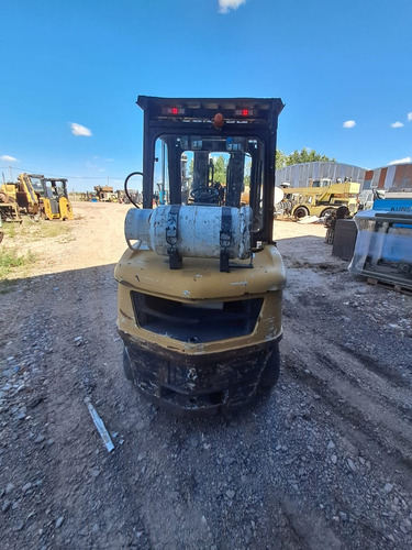 Autoelevador Cat Gp35 3500kg Cabinado P/doble Pallet Año2015
