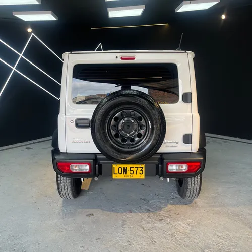 Suzuki Jimny 1.3 JLX 4x4 MT