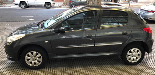 Peugeot 207 2012 1.4 Allure 75cv