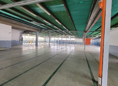 Galpón/depósito En Alquiler 24-15914 En Boleita Sur