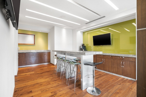 Renta De Espacio De Coworking En Regus Plaza Leibnitz