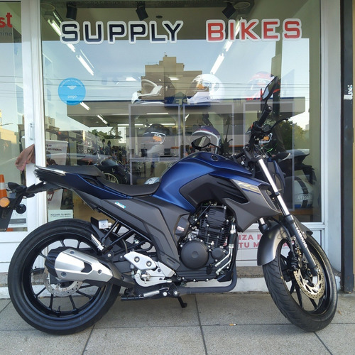 Imagen 2 de 15 de Yamaha Fz25 2022 900 Kms. Supply Bikes