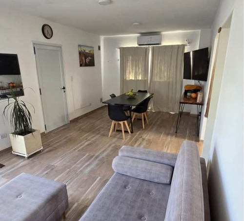 Duplex 2 Dormitorios, Barrio Las Toscas