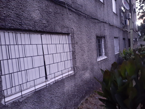 Imagen 9 de 9 de Apartamento Reciclado Sobre Avenida Garzon Esq. San Quintín