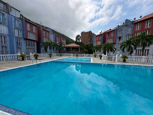 Apartamento En La Guaira Con Piscina