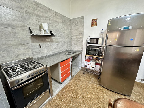 Casa De Tres Ambientes En Venta, Llavallol, Lomas De Zamora
