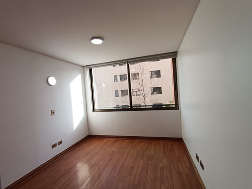 Holanda Con Carlos Antunez 4 Dorm., 2 Estac, Gc Incluido